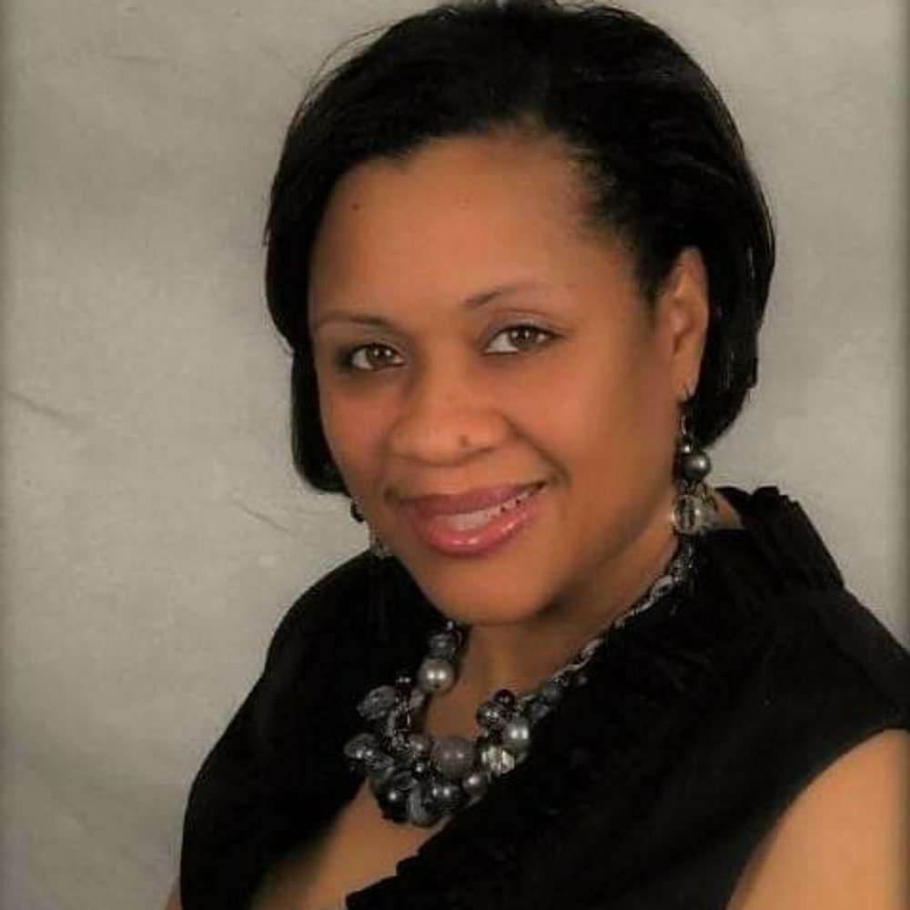 Meet your Posher, Alisa